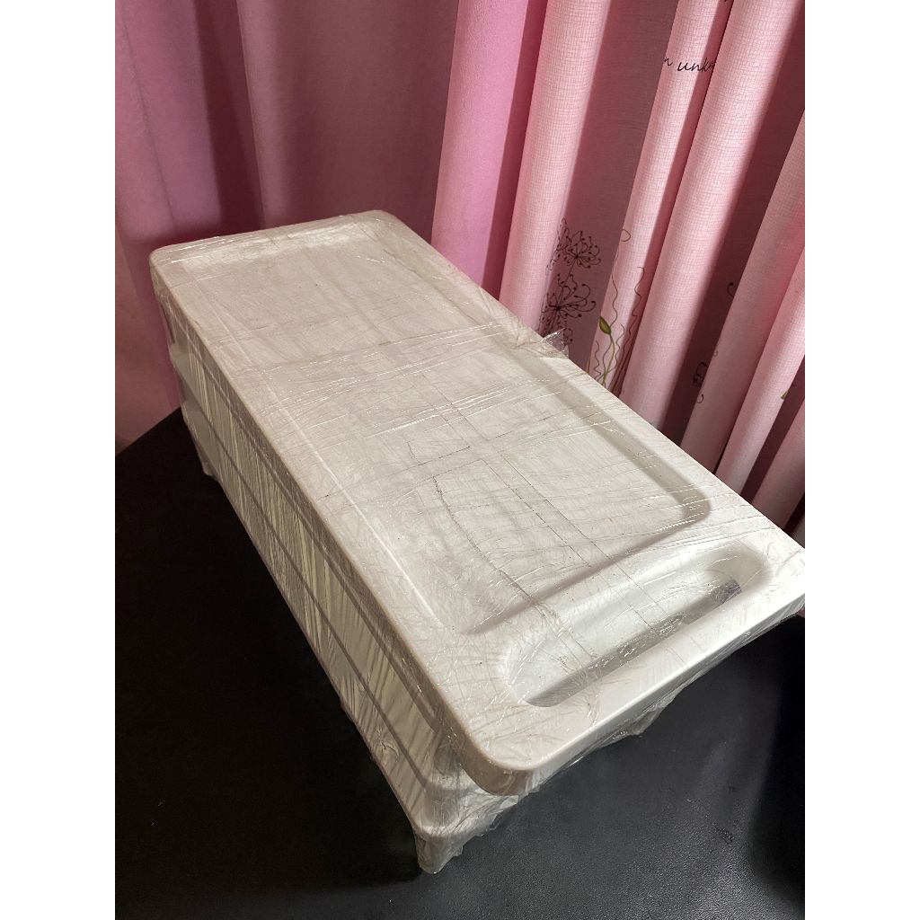 Rak susun putih plastik handle ace hardware preloved