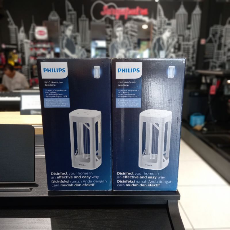 Philips UV-C disinfection desk lamp