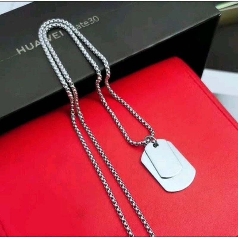 KALUNG PRIA WANITATITANIUM RANTAI ROLROL LIONTIN ARMY STYLE ANTI KARAT