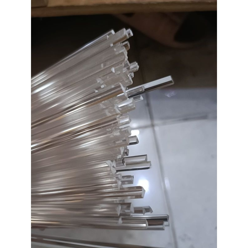 Siku Segitiga Akrilik (3mm)