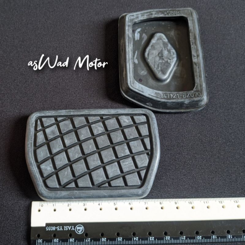 Karet Pedal Rem Avanza Xenia Agya Ayla Calya Sigra / Karet Pedal Rem Mobil / Cover pedal mobil