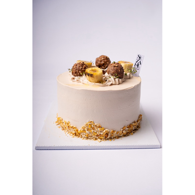 

Sezane Banana Ferrero Cake [SEZANE CAKE]