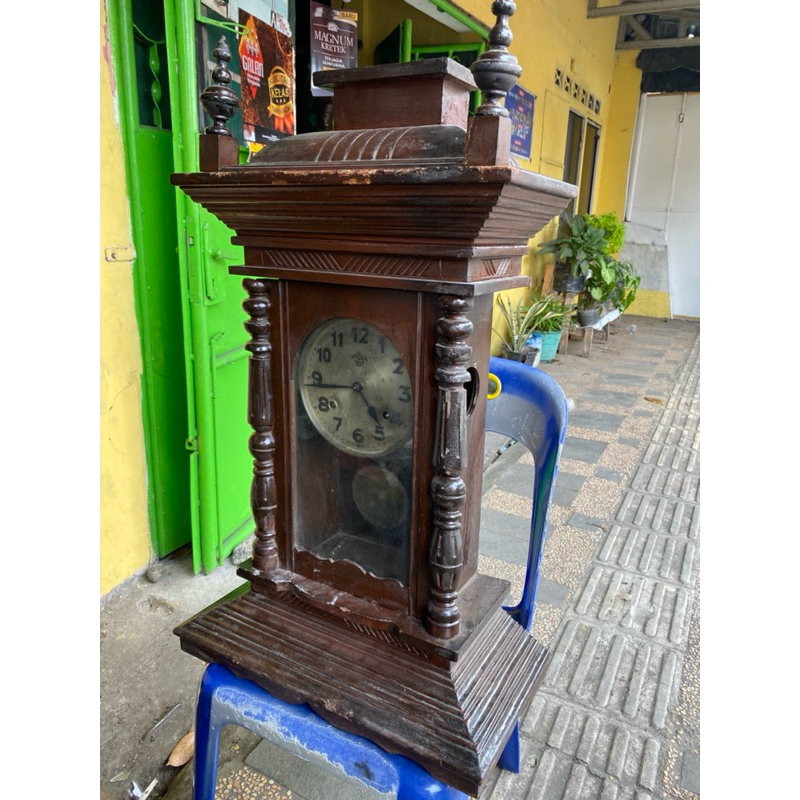 jam meja kuno bahan kayu jadul