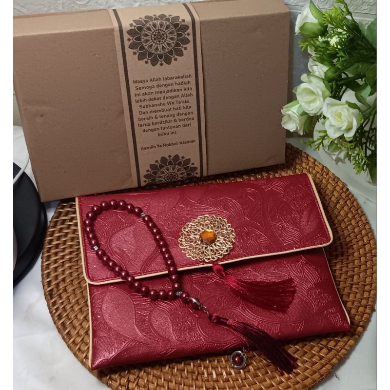 PAKET BUKU YASIN COUPLE DOMPET KULIT OSCAR FREE TASBIH & BOX CANTIK