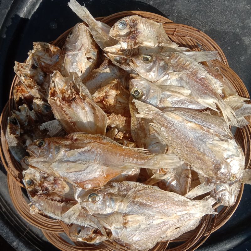 

ikan asin Gulama/Tetet, Tawar ready 200gr dan 1kg