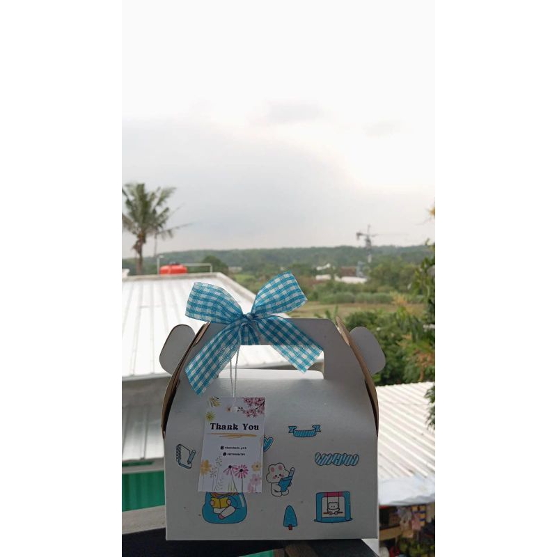 

Gable Box Graduation/Birthday (MOHON BACA DESKRIPSI‼️)