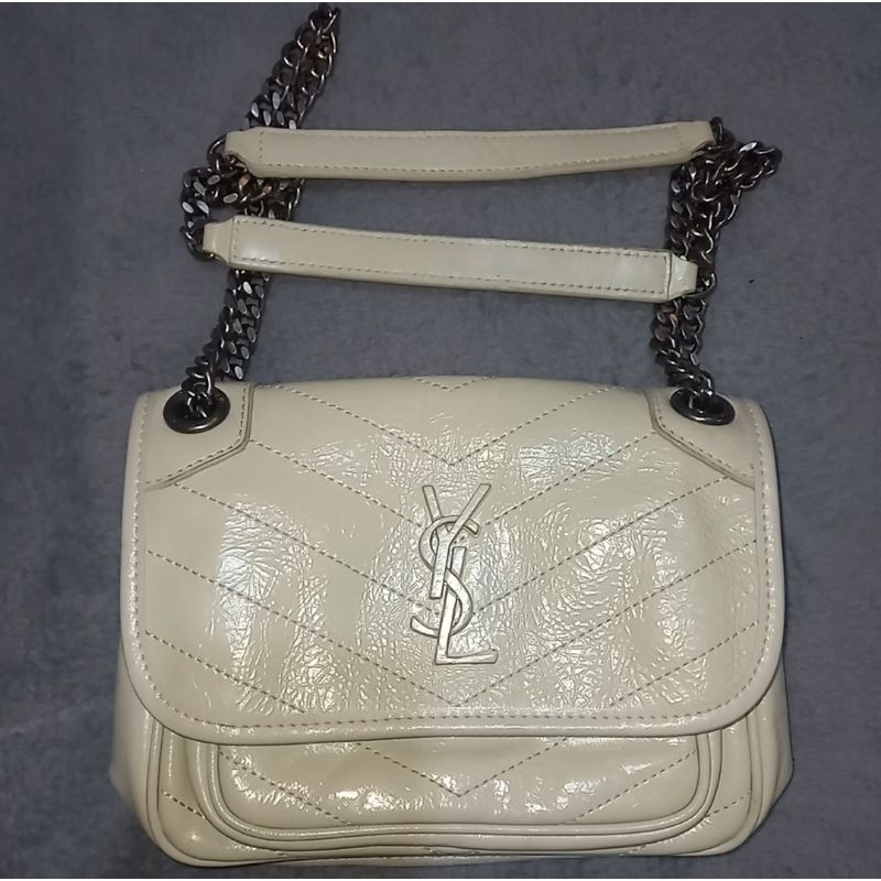 Tas yeslong niki baby