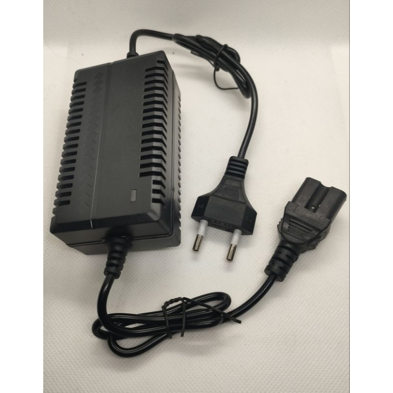 Cas Charger Sprayer Elektrik Mesin Semprot Rumput Aki