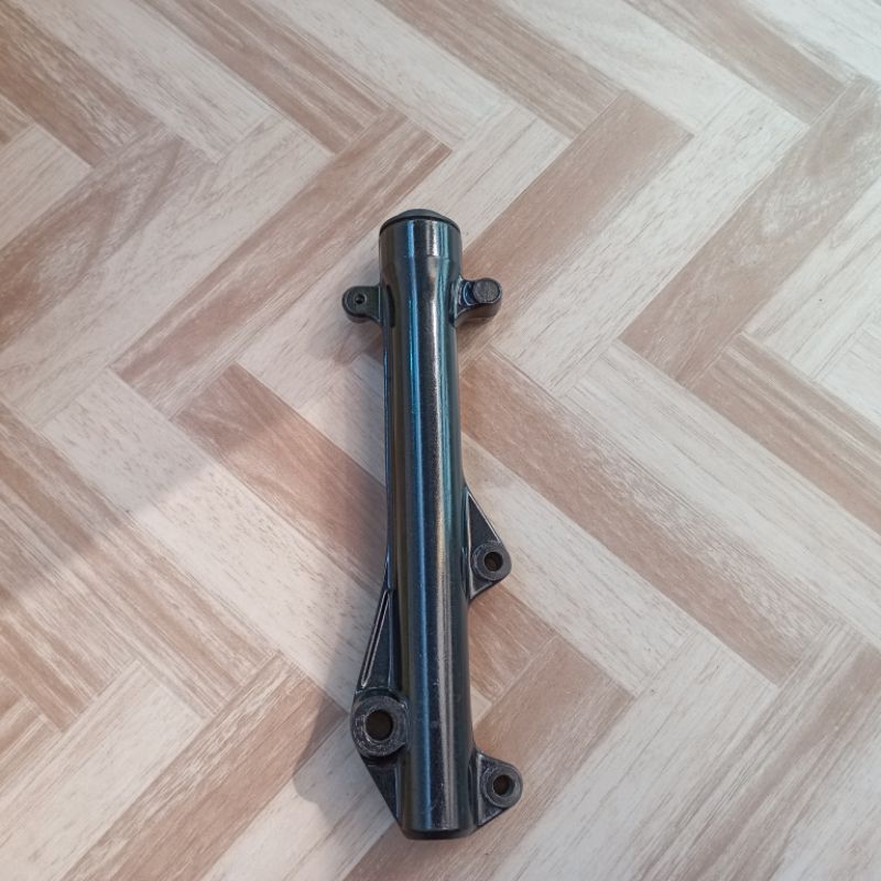 TABUNG KIRI  BEAT KARBU SPAKBOR BAWAH 2008-2009 ORIGINAL