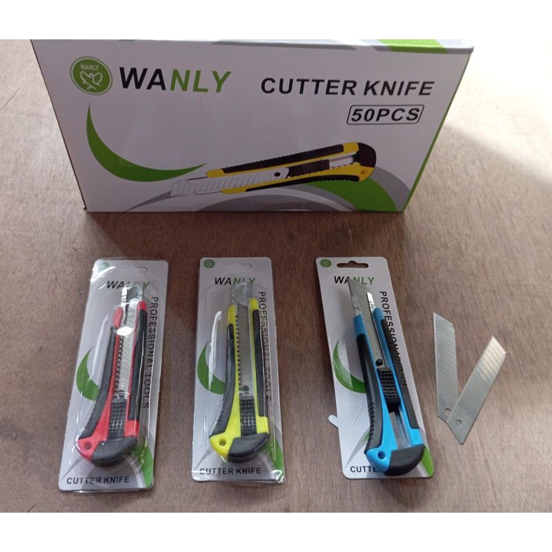 

PISAU CUTTER BESAR BONUS 3PCS ISI ULANG PISAU