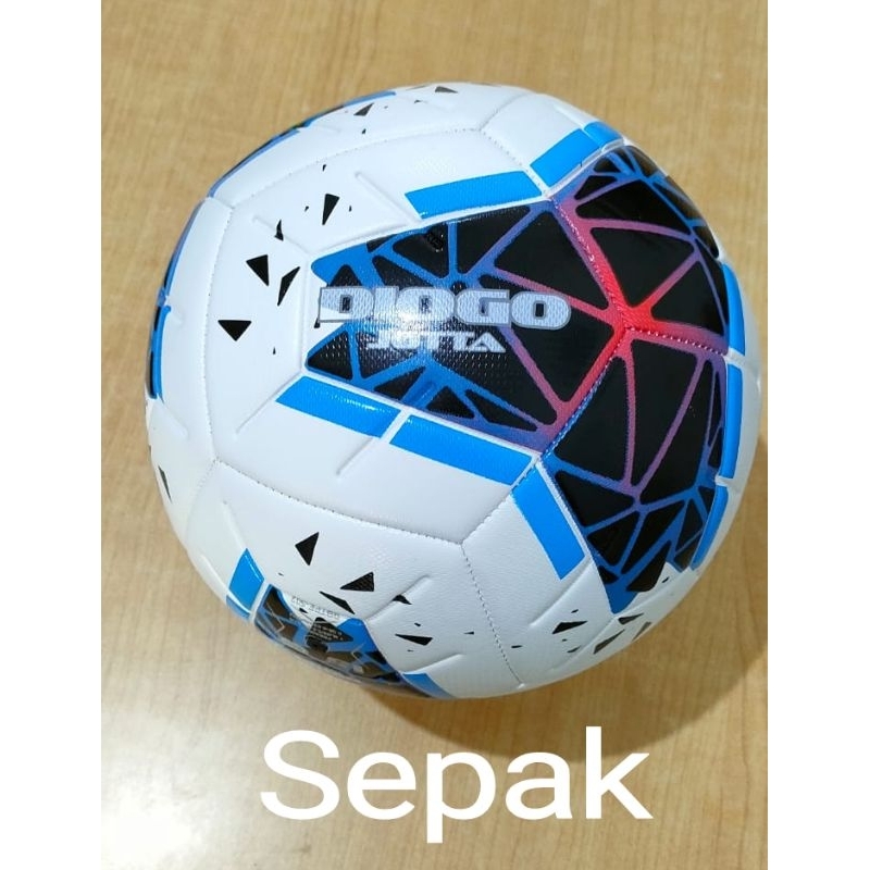 Bola sepak Diogo Jotta