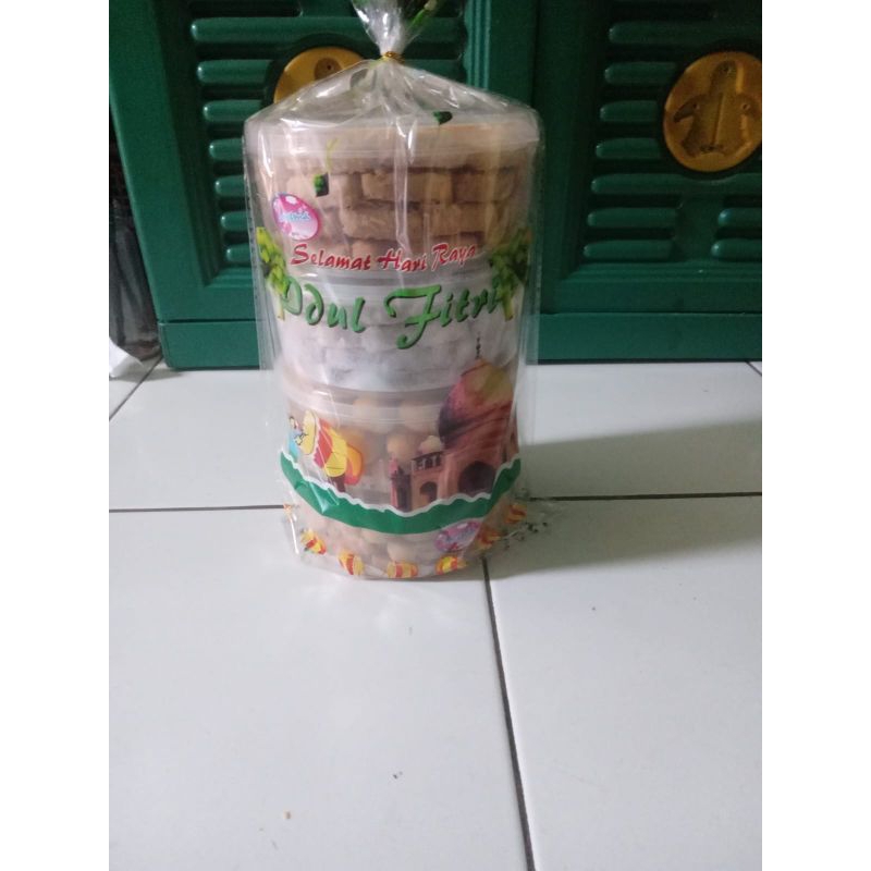 

paket lebaran : nastar, kastengel keju, kue putri salju, kue kacang @500gr