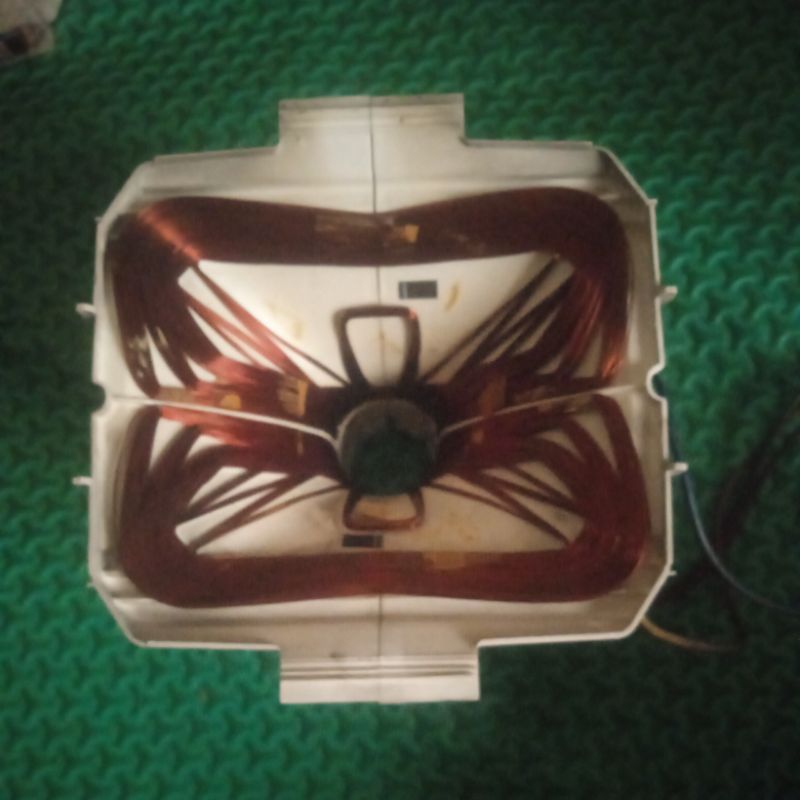 defleksi yoke tv polytron slim 21 inchi second