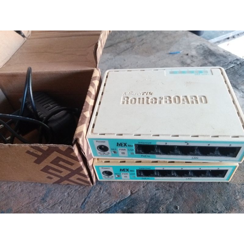 MIKROTIK Hex Lite. RB750