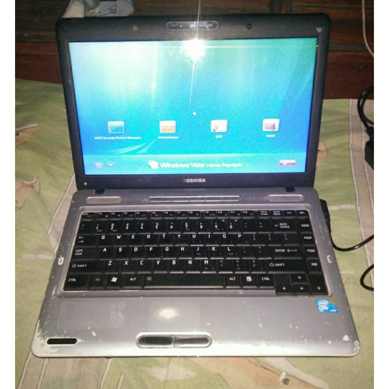 Laptop TOSHIBA Satellite L510 ddr3 Ram 1Gb Hardisk 320Gb minus