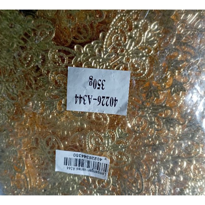 

Bonuskan lempengan pita gold