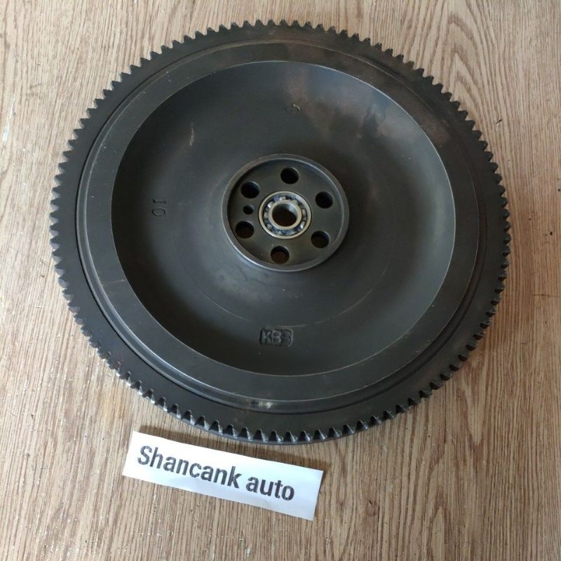 gigi gendeng, fly wheel set gigi Futura 1,5 injeksi original copotan