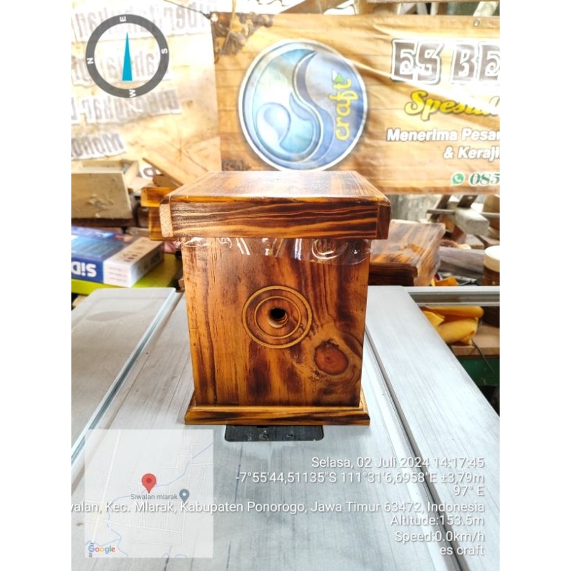 STUP Vertikal lebah trigona Biroi/ Itama Motif Bakar Bahan Kayu Pinus