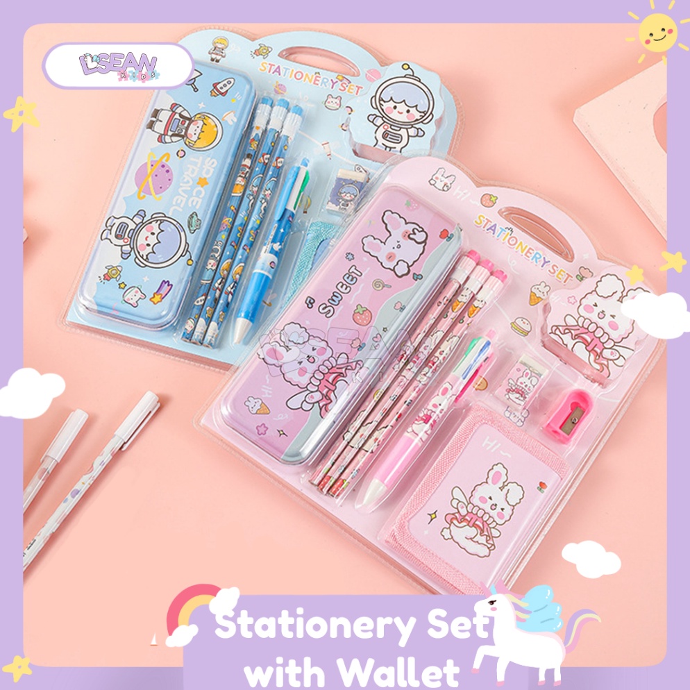 

KODE P4J SET ALAT TULIS ANAK SEKOLAH KARAKTER KARTUN LUCU 8 IN 1 PAKET GIFT BOX STATIONERY KOTAK PENSIL DOMPET PENSIL PENGHAPUS RAUTAN BOLPEN LENGKAP