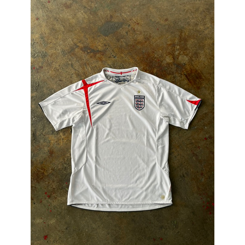 (2000’s) Vintage Umbro England Home Jersey 2006-2008