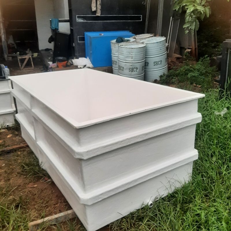 Bak/kolam ikan uk 150*100*70 cm polos fiberglass berkualitas