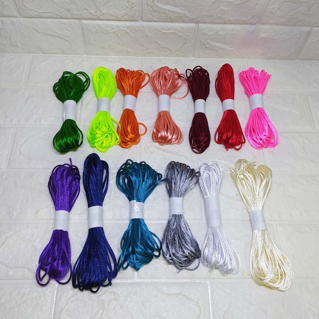 

GROSIR 1m Tali Satin Shanghai 2mm Bahan Simpul Gantungan Keranjinan Tangan