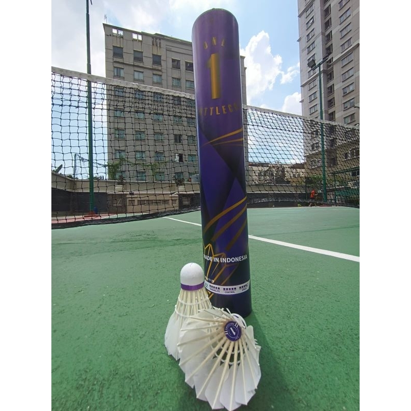 shuttlecock one ungu /bola badminton/bola badminton murah/bola badminton murah dan awet/bola badmint