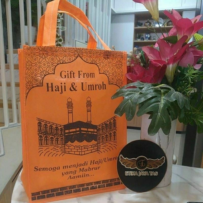 

TAS HAJI DAN UMROH / TAS SOUVENIR UMROH JAHIT