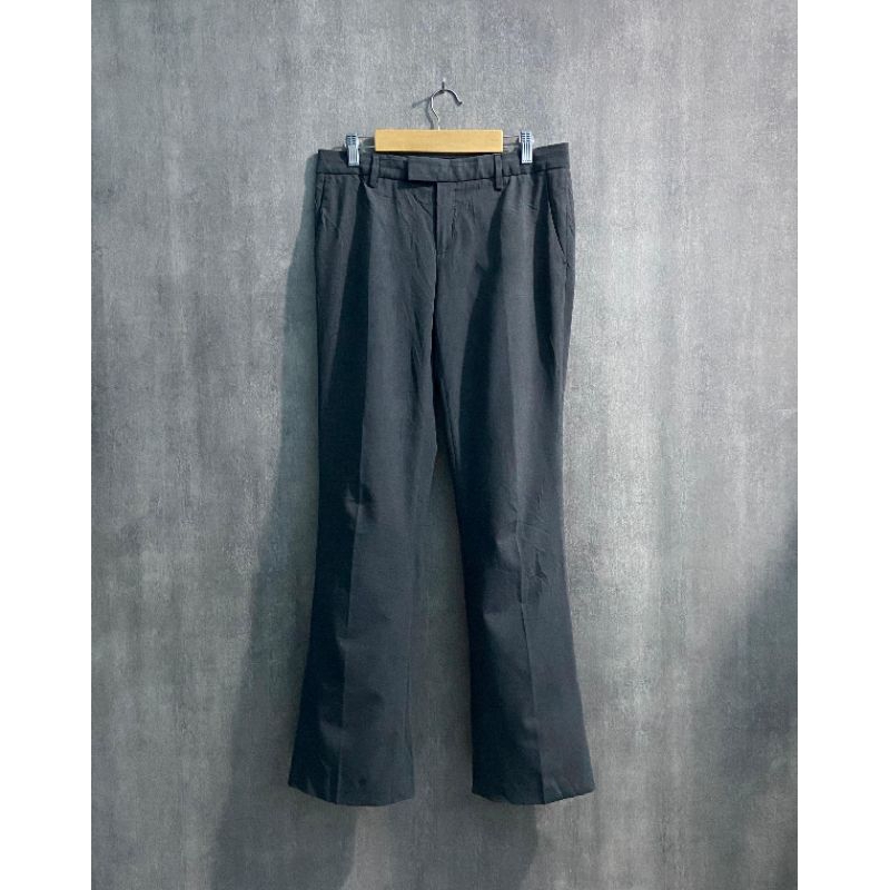 Work Pants UNIQLO Grey Size 30 / Celana Bahan Pria & Wanita / WP88