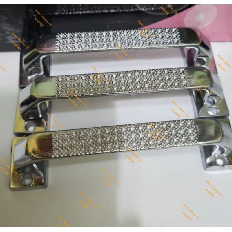 Tarikan Pintu Lemari Laci Minimalis Kotak Evelyn / Tarikan Gagang Laci