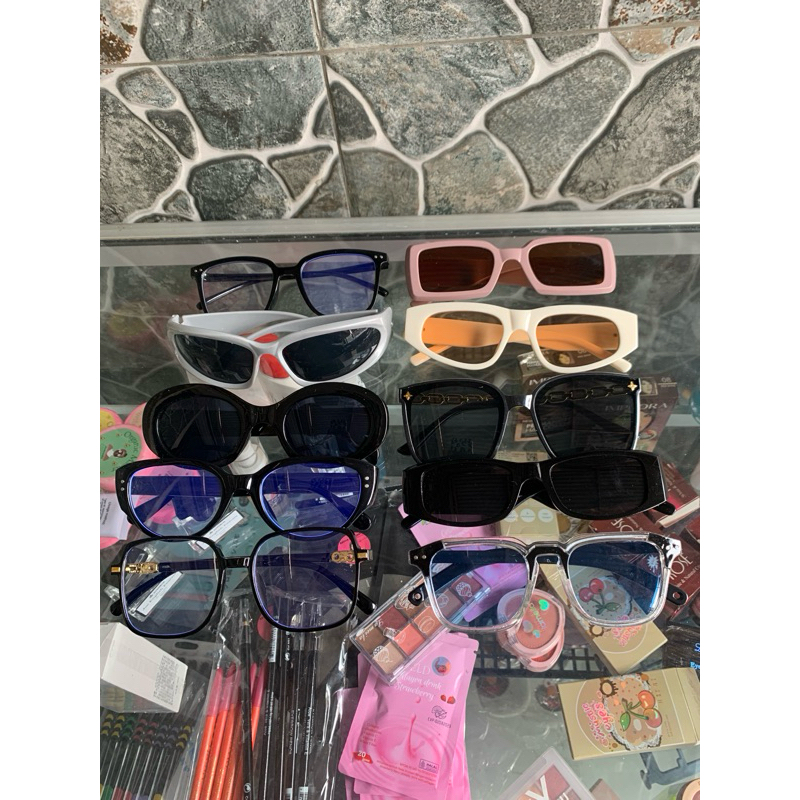 kacamata model terbaru