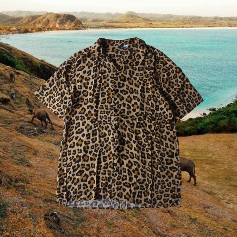Kemeja Hawaiian Leopard H&M