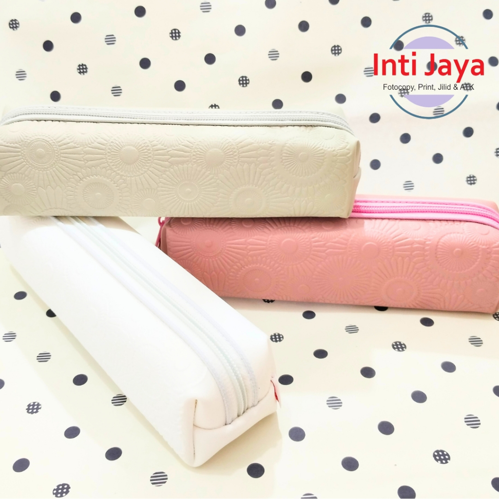 

Dompet Pensil Kain Verona Warna Pastel