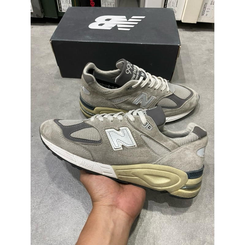 New Balance 990 v2 Grey #M16
