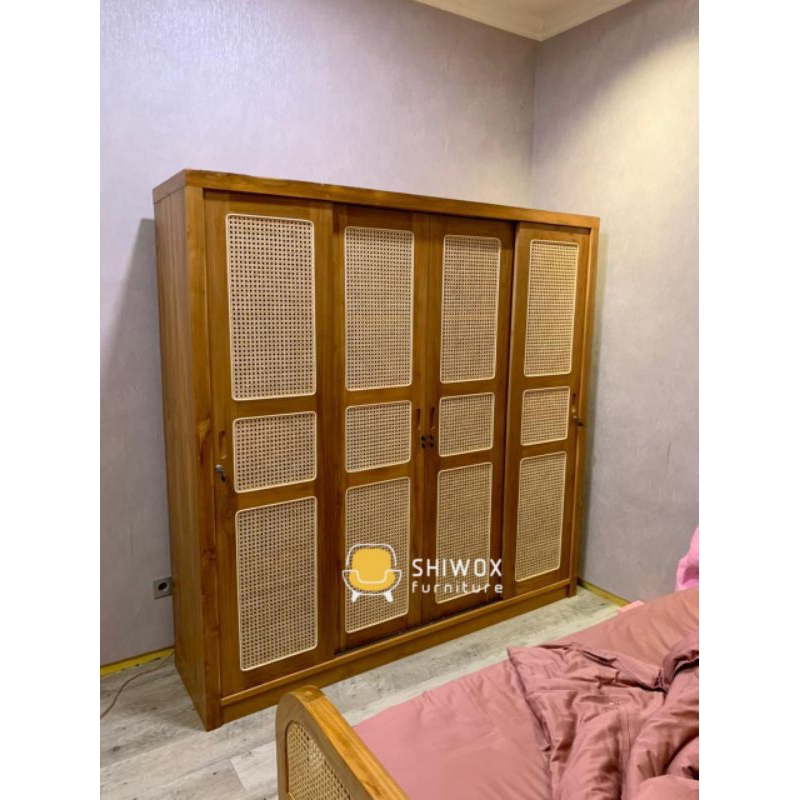 Lemari pakaian minimalis kayu jati variasi anyamn rotan/Lemari baju 4pintu bahan kayu jati kombinasi