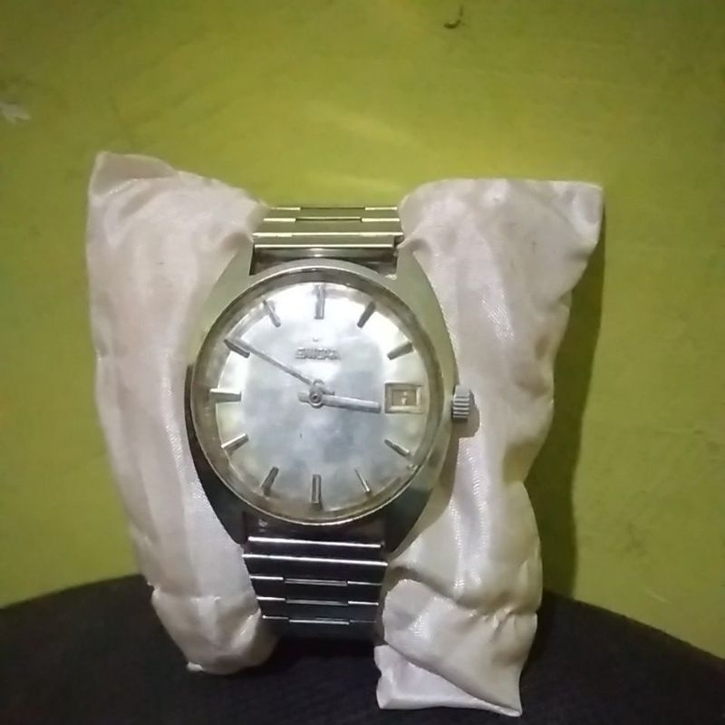 jam tangan ENICAR mesin kuning