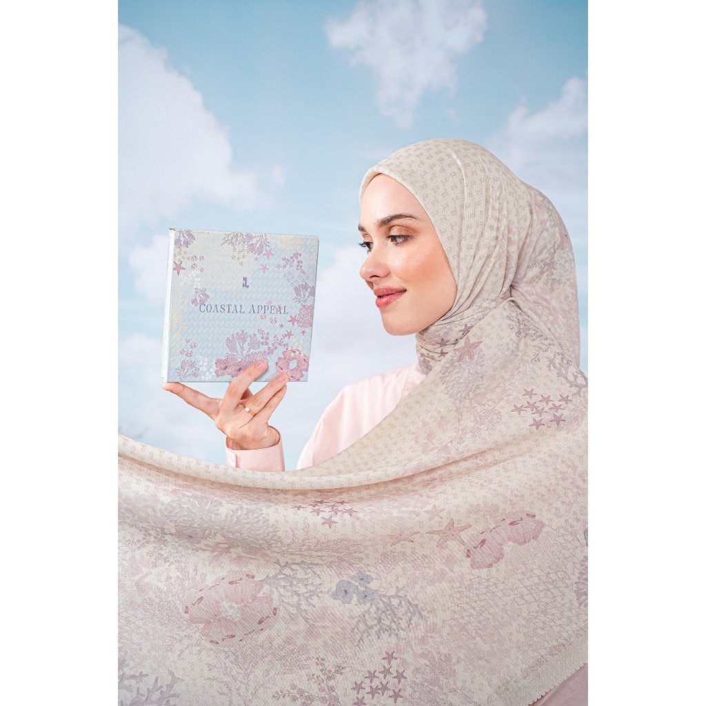 HEYLOCAL'S Coastal Appeal Scarf