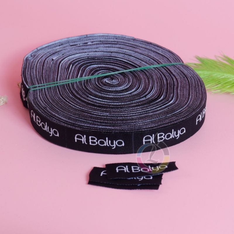 

label Woven 2x4cm / label woven / woven damask / woven rajut / woven bordir