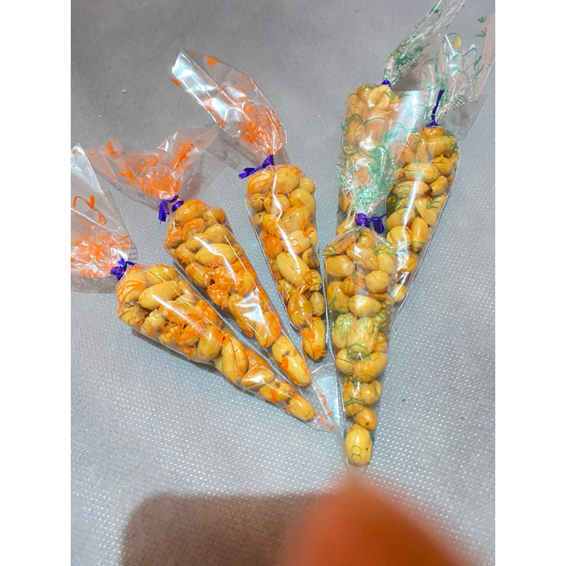 

Grosir Snack Kacang Bawang Super Enak isi 30pc