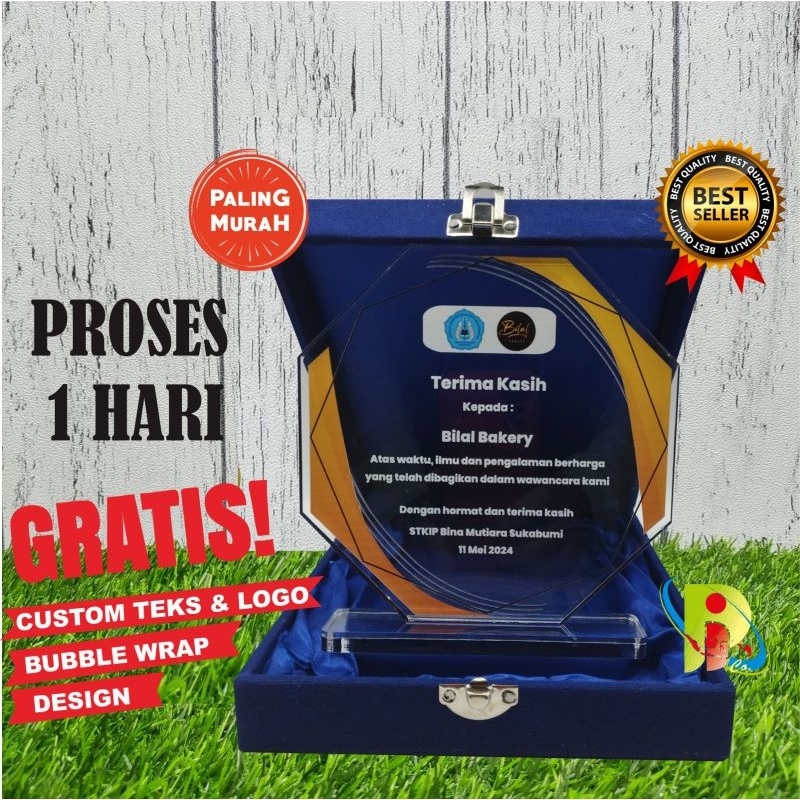 Plakat akrilik | Plakat akrilik wedding| Plakat akrilik wisuda|  Piala| Plakat terima kasih |