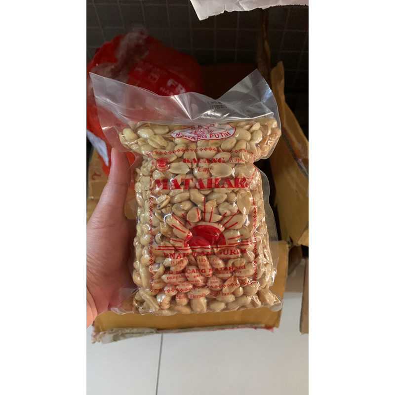 

KACANG KAPRI CAP MATAHARI BALI ORIGINAL BAWANG PUTIH KECIL BESAR 250GR 500GR