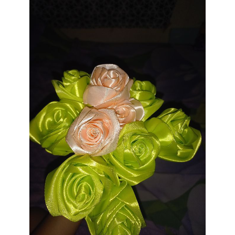 

Bunga pita satin