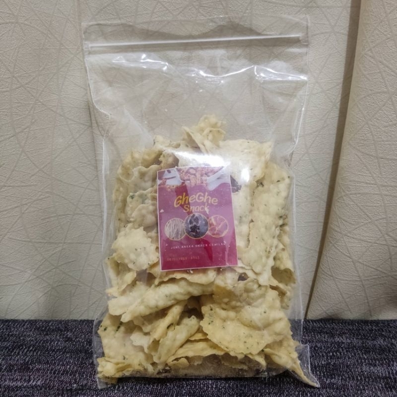 

KERIPIK PANGSIT DAUN JERUK 190 GR | SNACK CAMILAN KERIPIK ECERAN