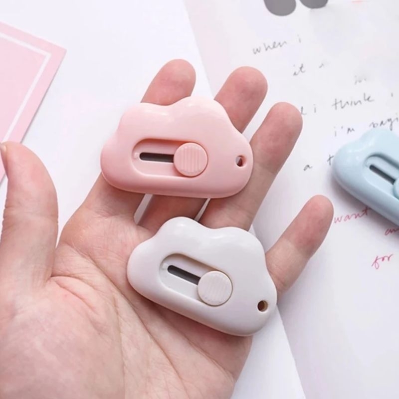 

Cutter mini karakter awan|cutter mini bentuk awan alat bantu potong kertas plastik unboxing