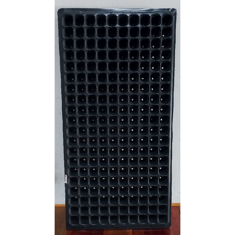 Potray Lubang 200 / Media Semai Lubang 200