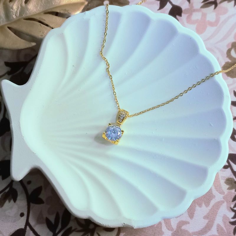 Kalung titanium wanita liontin permata satu