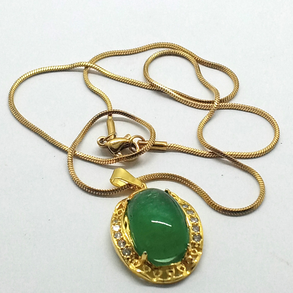 satu paket kalung titanium  liontin batu jambrut