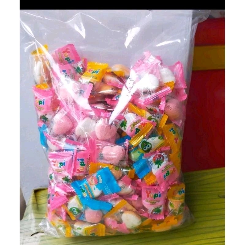 

Permen Yupi Mix Yupi Love Campur 500gr exp 2027