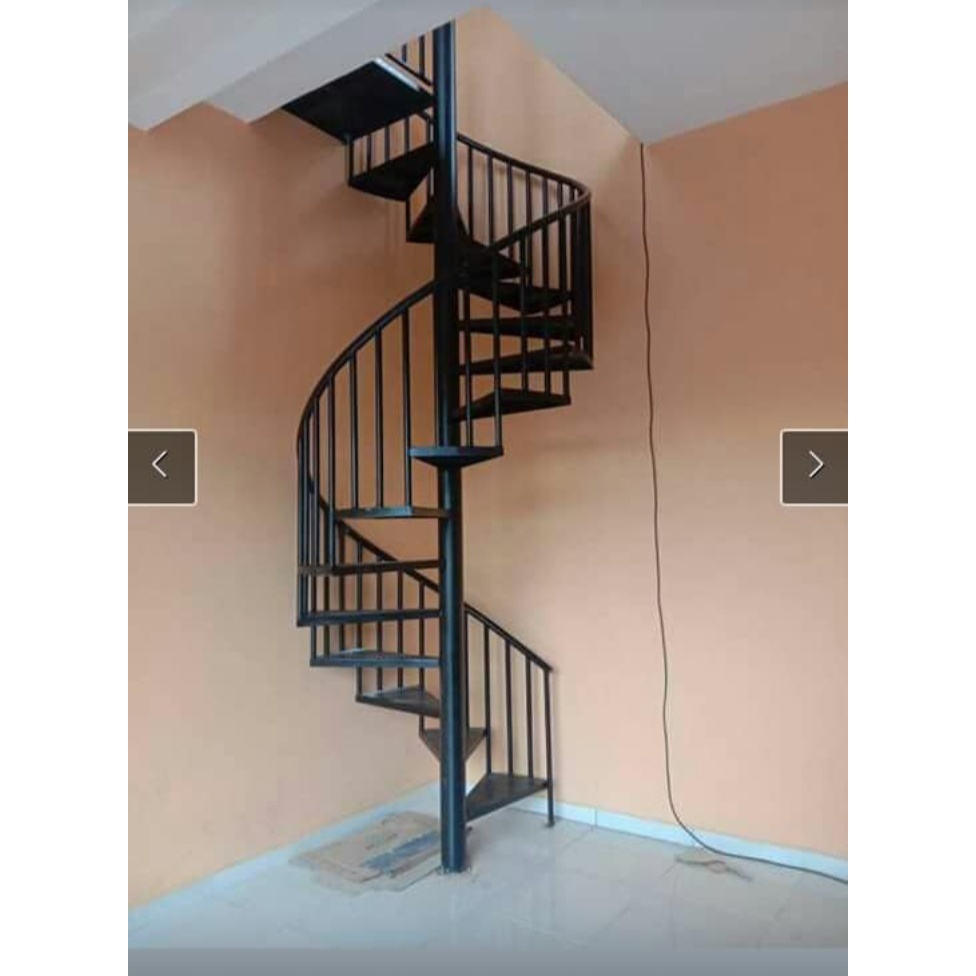 tangga putar warna hitam pijakan plat