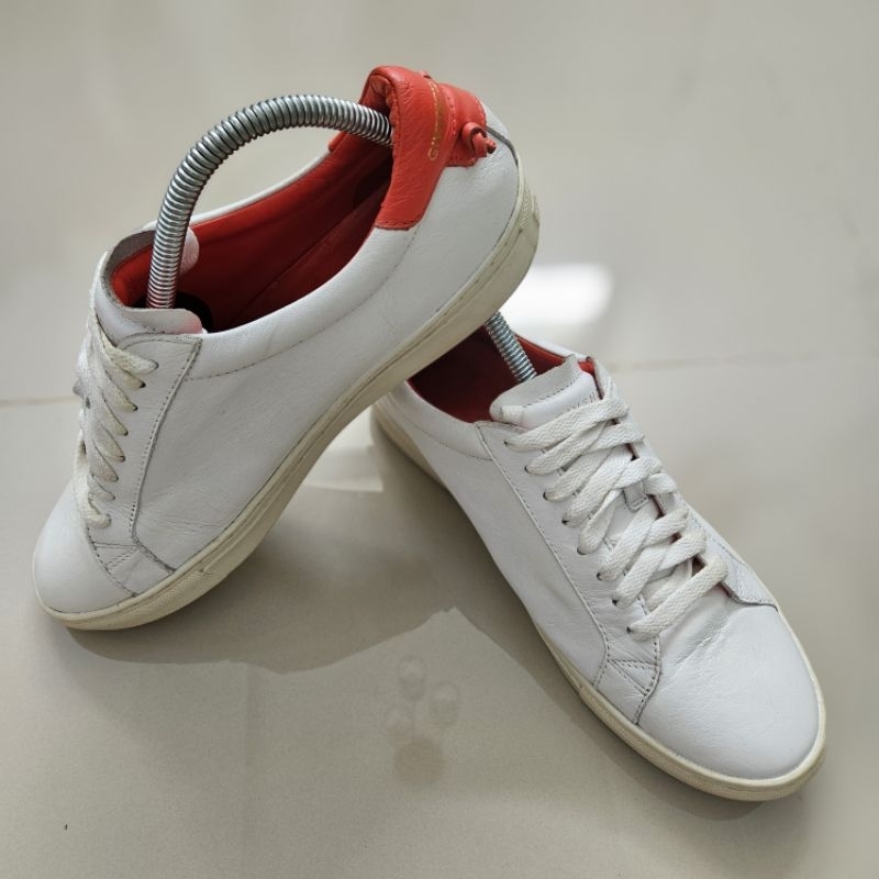 Sepatu Second Brand Italy Original Preloved Givenchy Size 40/41